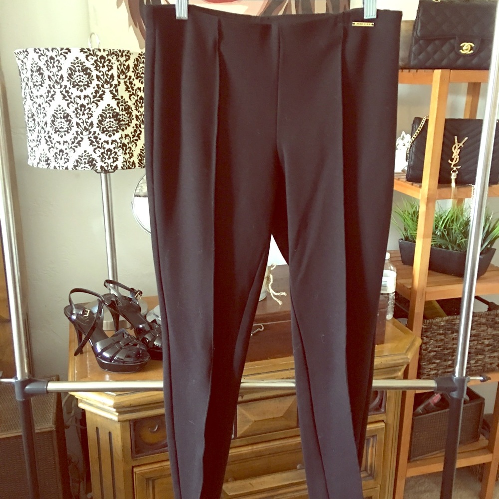 Stretchy and warm. Great shape.